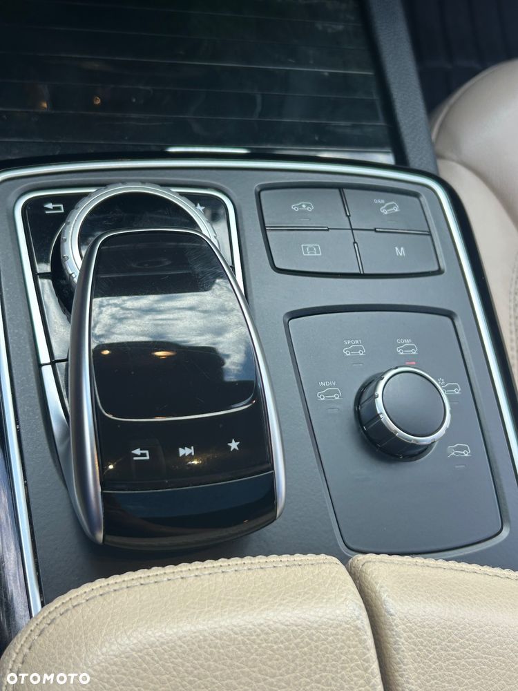 Mercedes-Benz GLS 350 d 4-Matic - 31