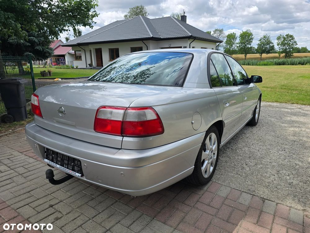 Opel Omega - 12