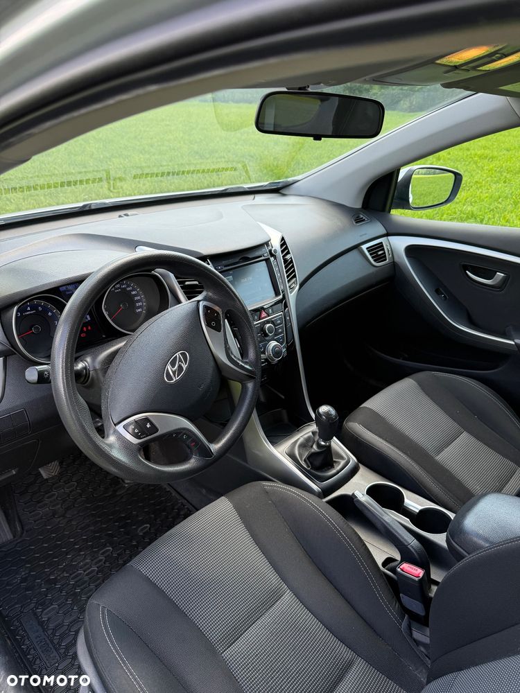 Hyundai i30 1.4 Premium - 9