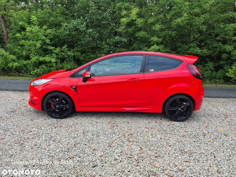 Ford Fiesta 1.6 EcoBoost mit Leder-Sport-Paket ST - 9