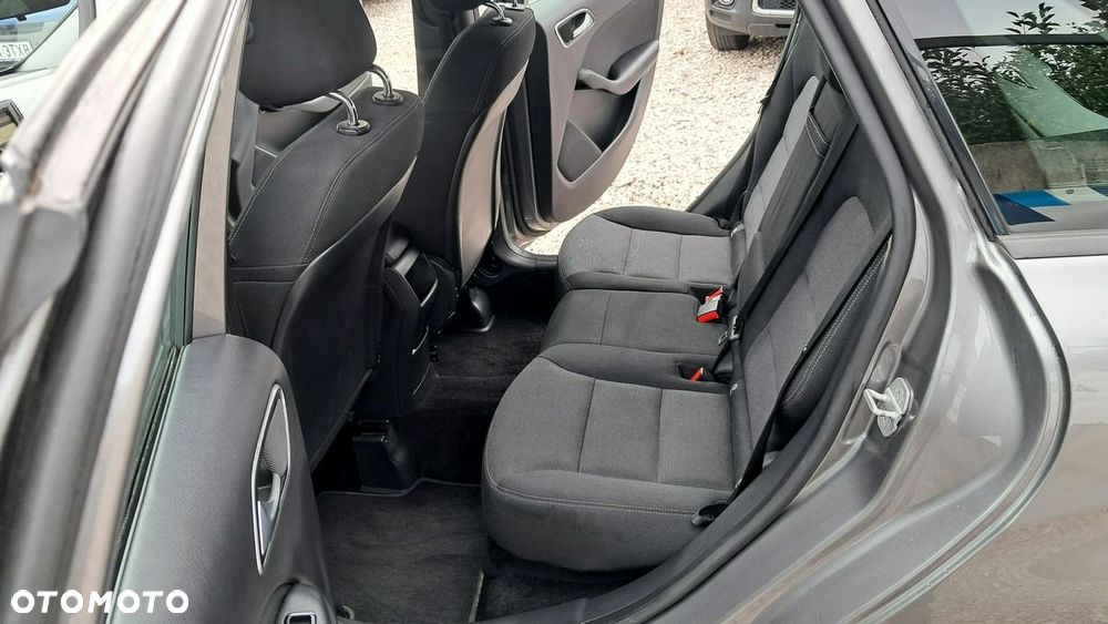 Mercedes-Benz Klasa B 180 BlueEFFICIENCY Edition - 15