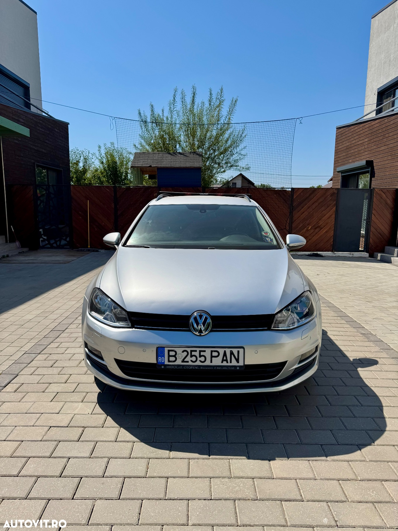 Volkswagen Golf 1.6 TDI DPF BMT Comfortline - 2