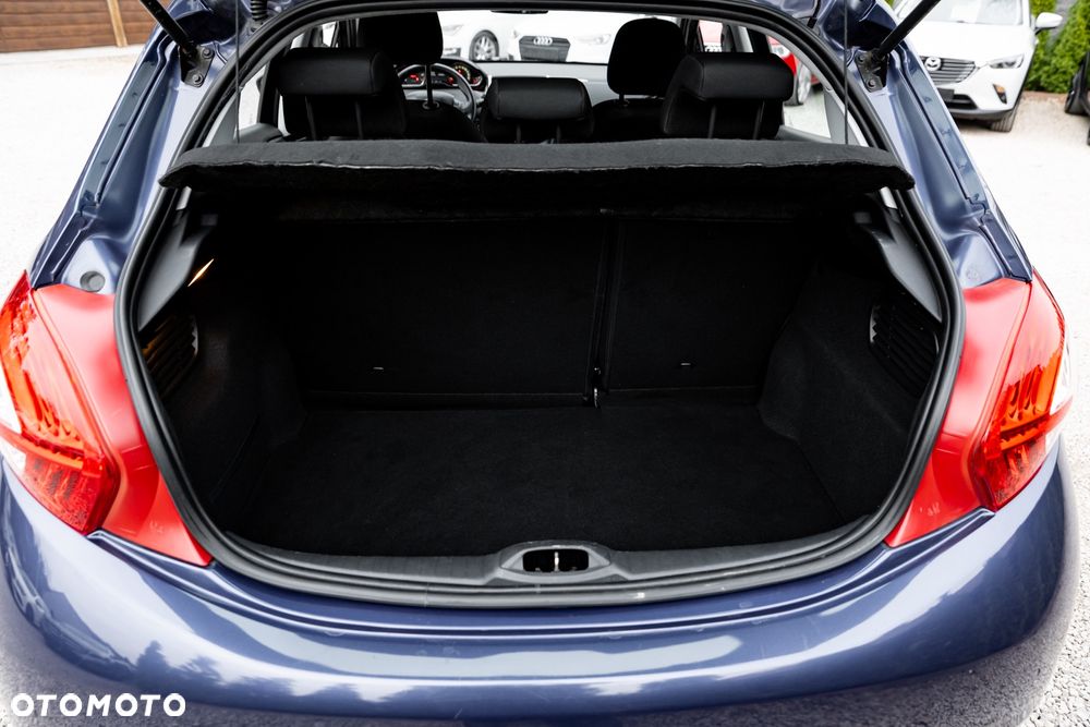 Peugeot 208 PureTech 82 Allure - 19