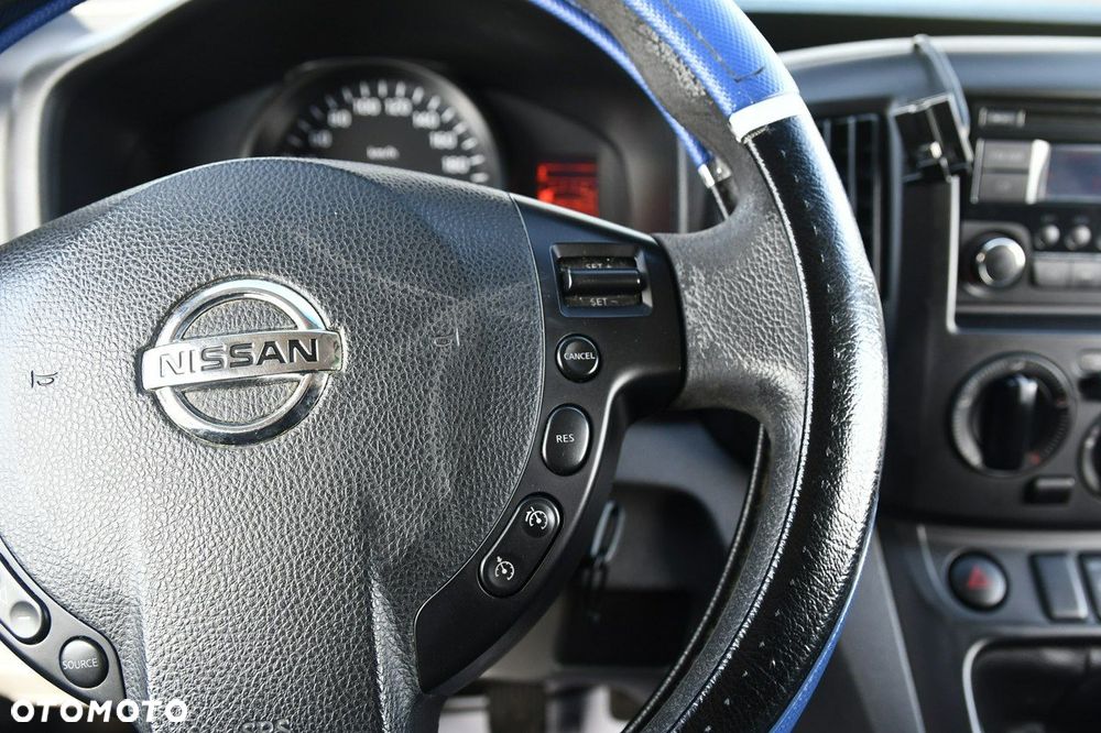 Nissan NV200 - 24