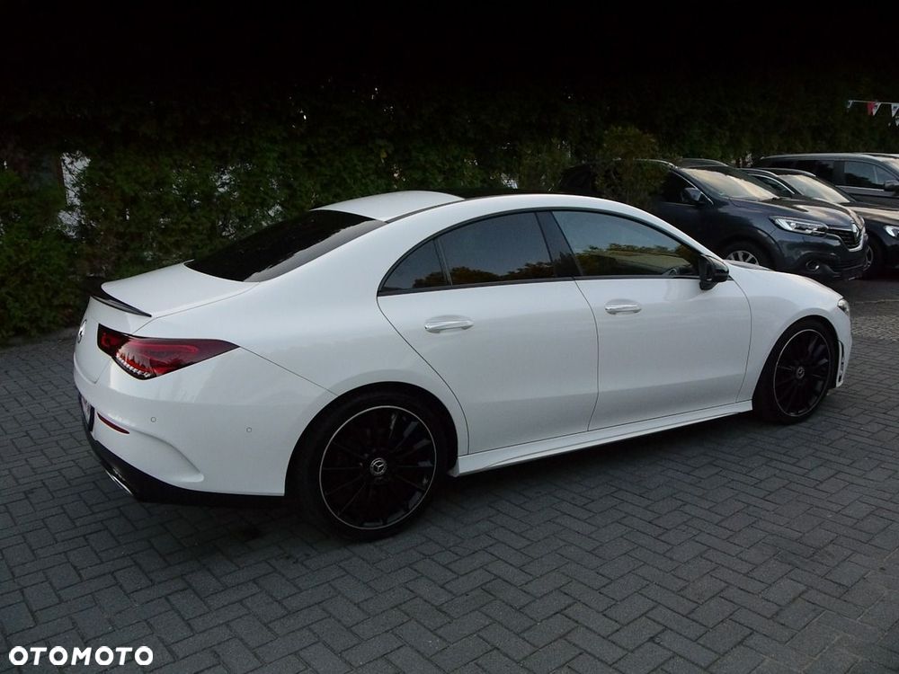 Mercedes-Benz CLA 200 7G-DCT AMG Line - 12