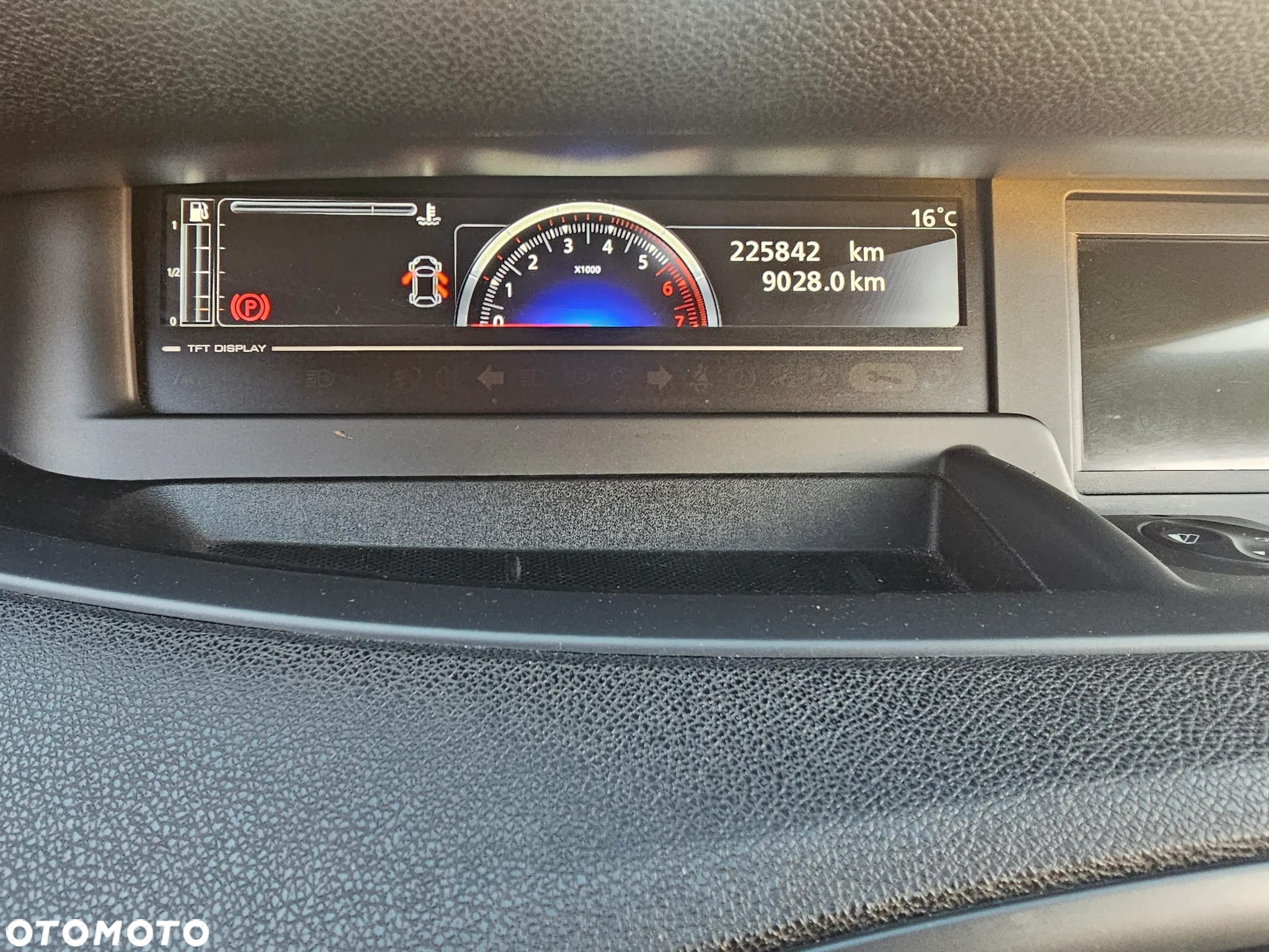 Renault Scenic 1.6 16V 110 LIMITED - 12
