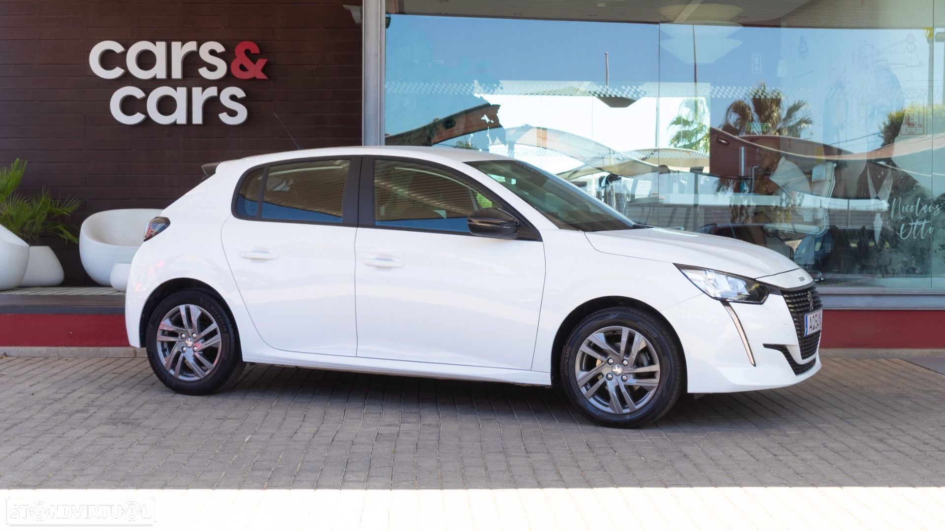 Peugeot 208 1.2 PureTech Active Pack - 1