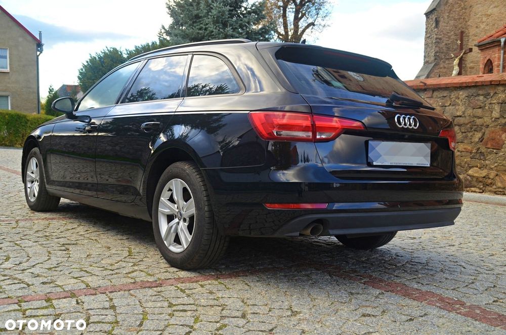 Audi A4 Avant - 5