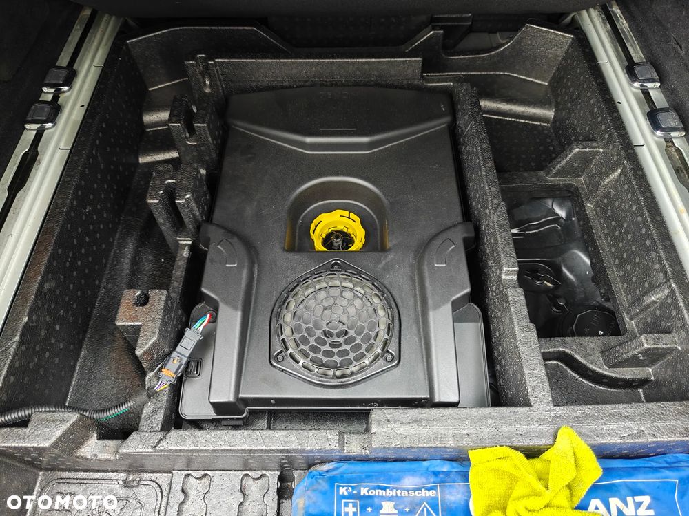 Peugeot 308 2.0 Blue HDi Allure S&S - 16