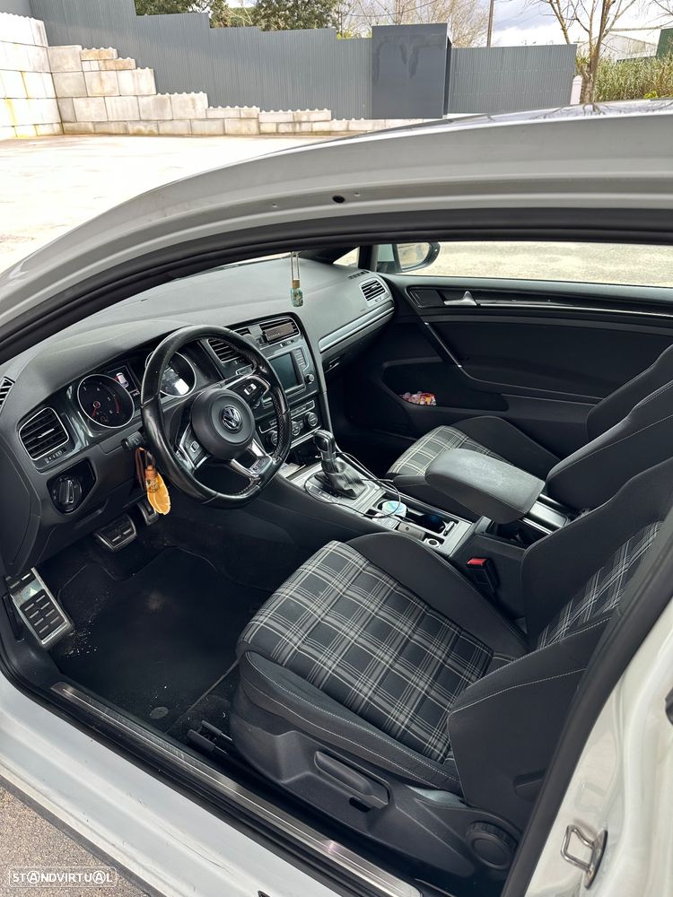 VW Golf GTD 2.0 TDI SCR DSG - 4