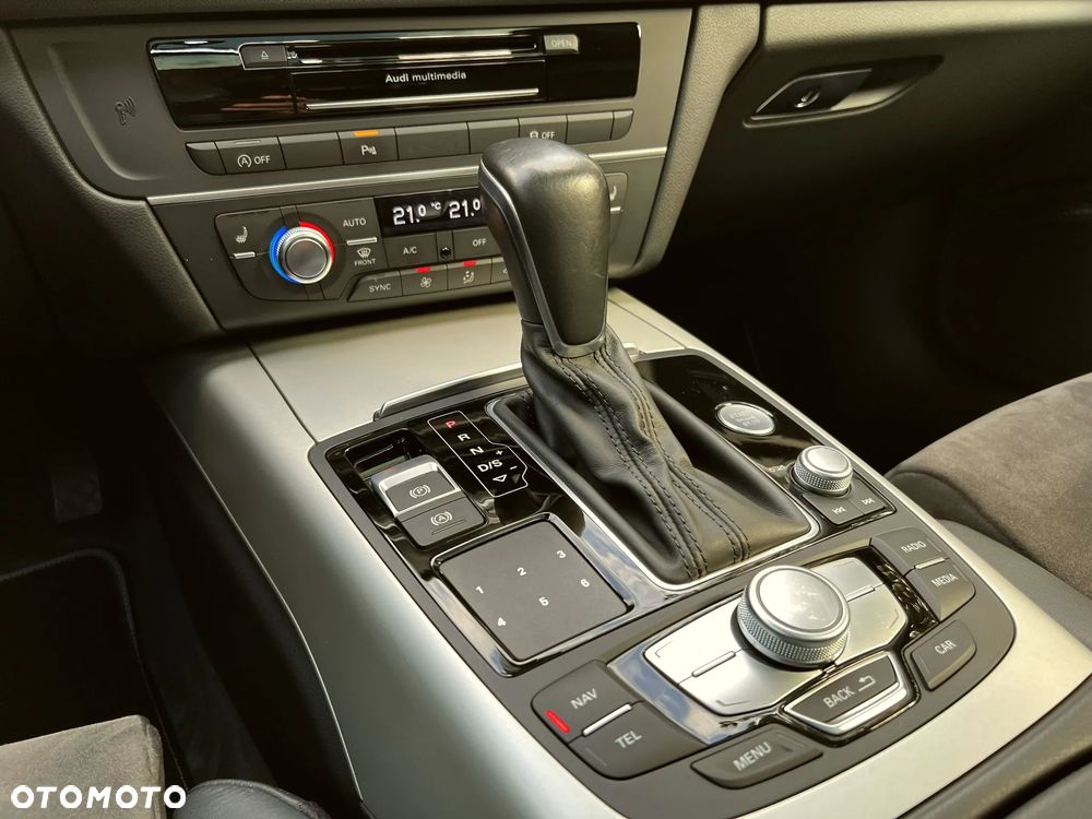 Audi A6 Avant 2.0 TDI Ultra S tronic - 31