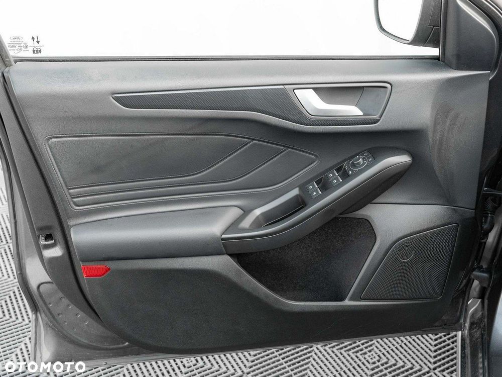 Ford Focus 2.3 EcoBoost ST X - 13