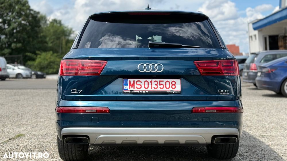 Audi Q7 3.0 TFSI Quattro Tiptronic - 6
