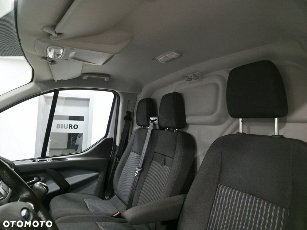 Ford Transit Custom - 19