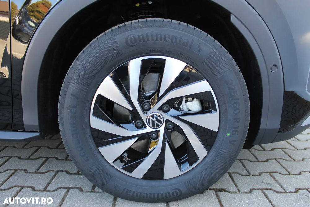 Volkswagen T-Roc 1.5 TSI DSG Life - 17