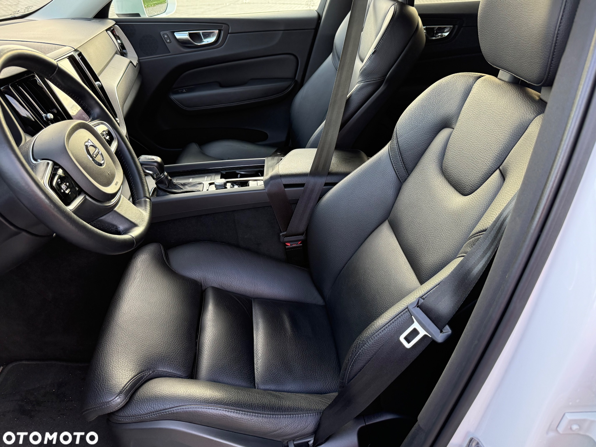 Volvo XC 60 D4 Inscription - 10