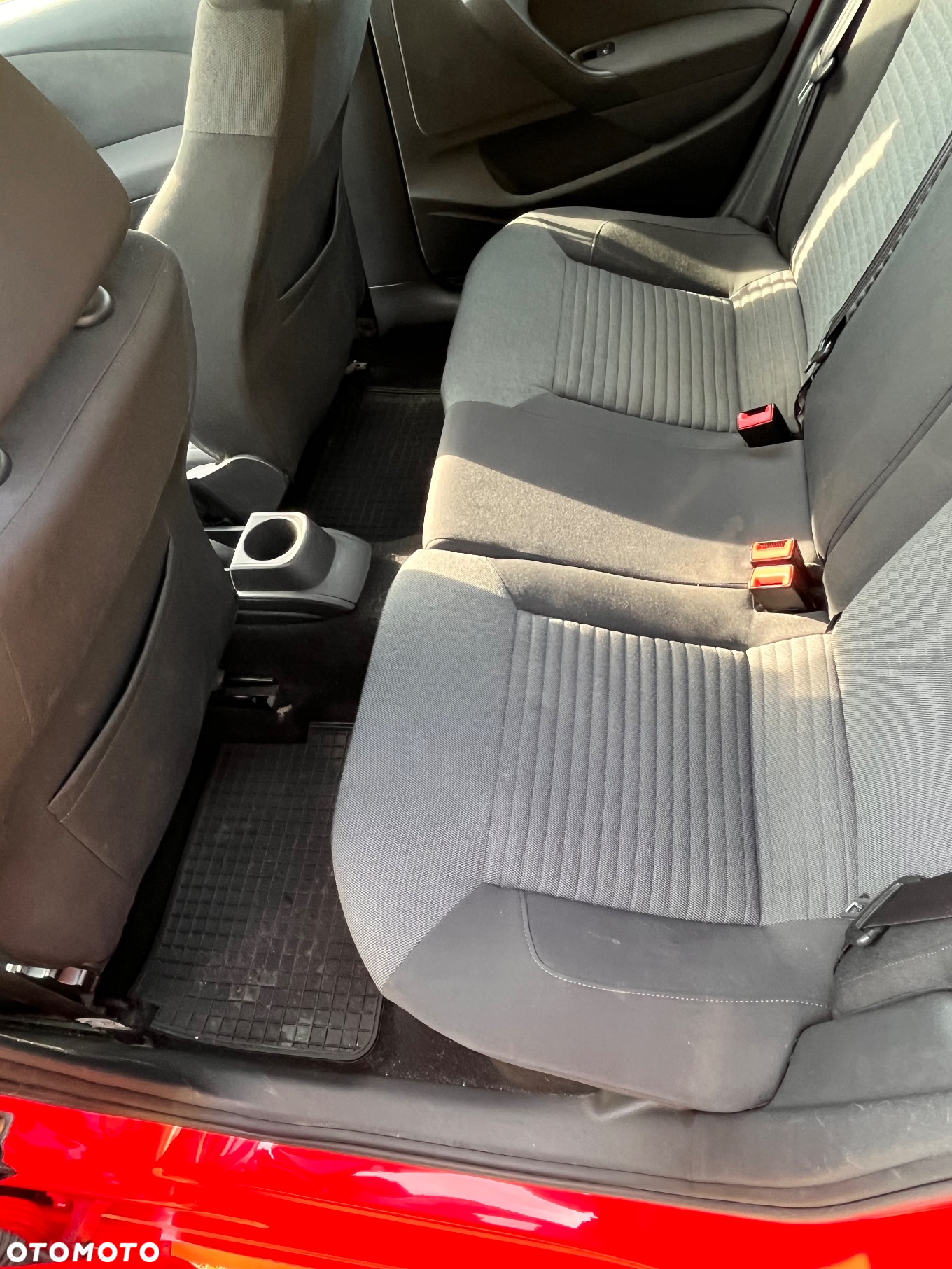 Volkswagen Polo - 4
