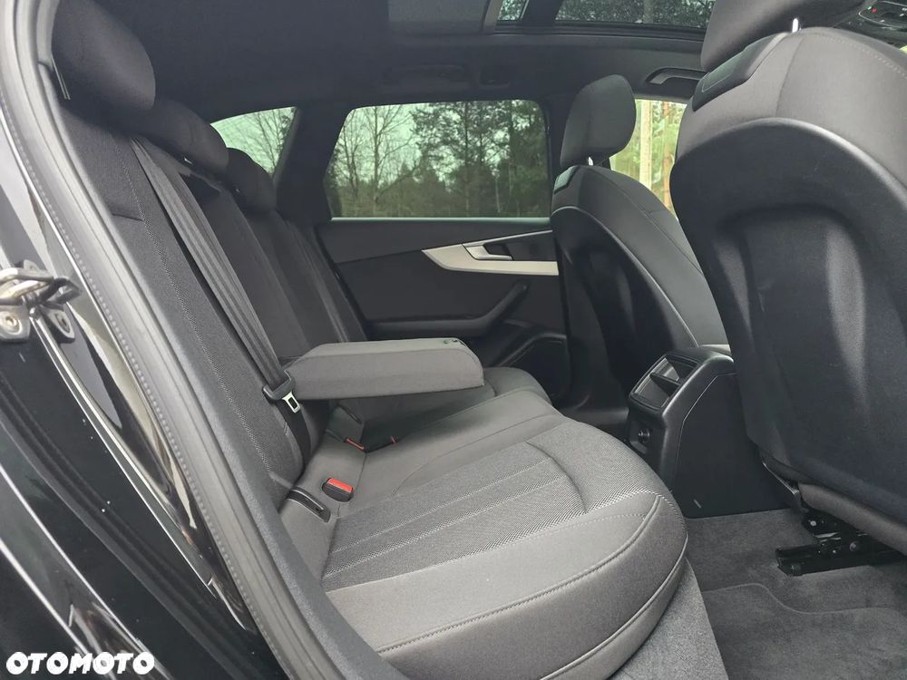 Audi A4 Avant 2.0 TDI S tronic - 30