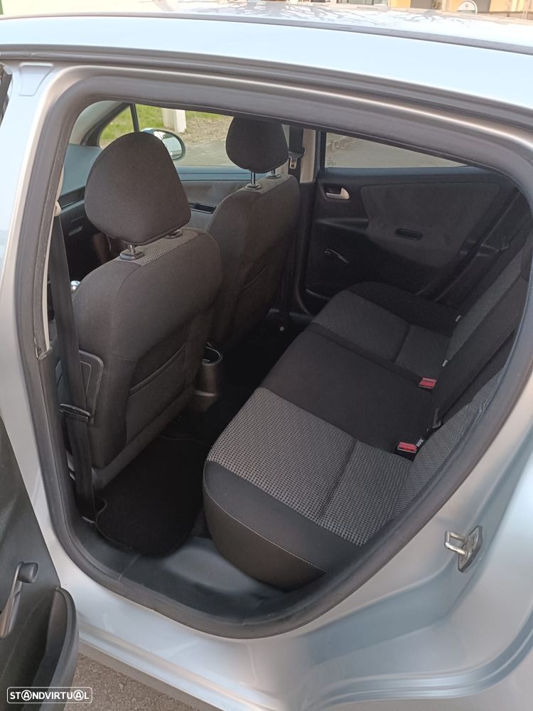 Peugeot 207 1.4 HDi Sport - 14