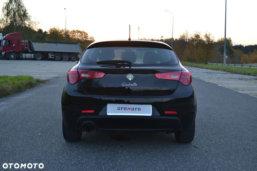 Alfa Romeo Giulietta - 4