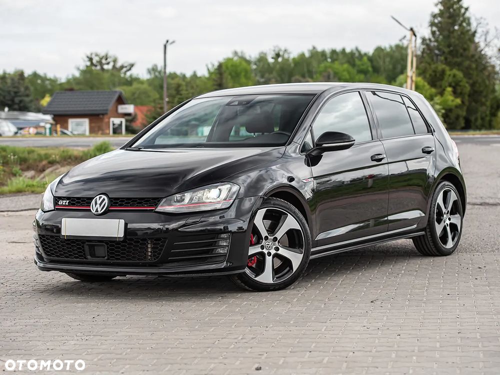 Volkswagen Golf 2.0 TSI 4Mot R DSG - 6