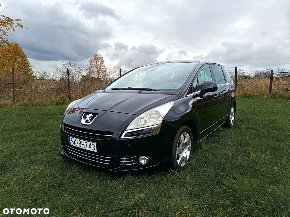 Peugeot 5008 1.6 THP Family 7os - 2