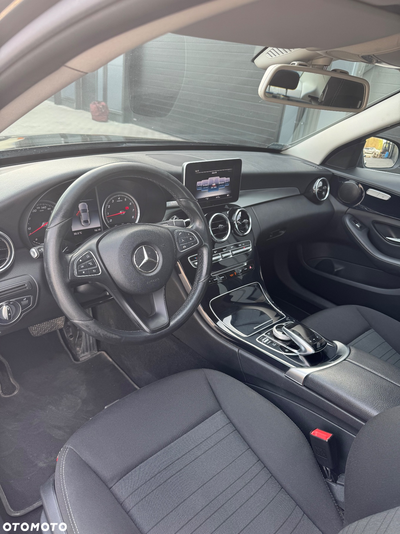 Mercedes-Benz Klasa C 160 9G-TRONIC - 18