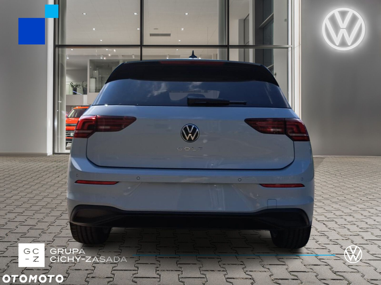 Volkswagen Golf VIII 1.5 eTSI mHEV Life Plus DSG - 4