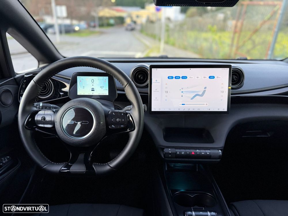 BYD Dolphin 60.4 kWh Comfort - 45