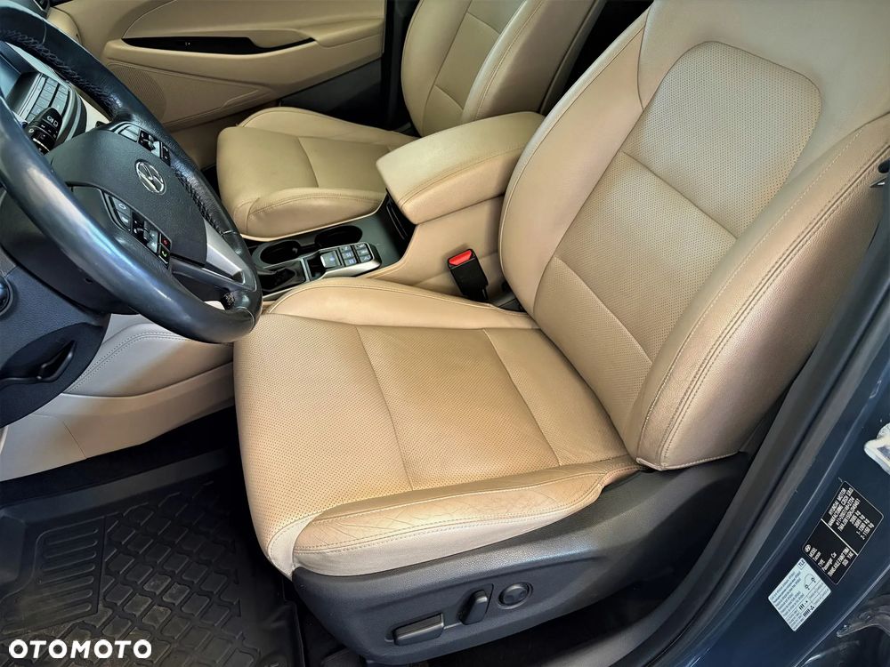 Hyundai Tucson blue 1.7 CRDi 2WD DCT Premium - 11