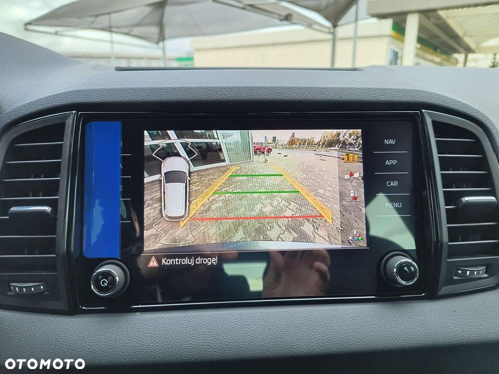 Skoda Karoq 1.5 TSI ACT Sportline DSG - 33