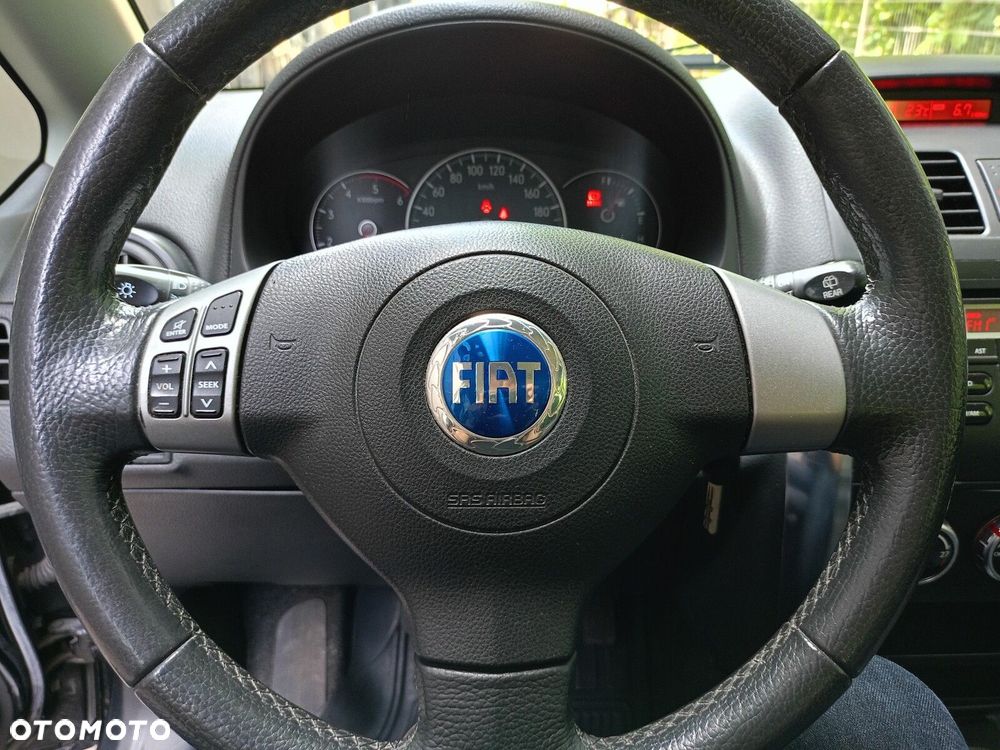 Fiat Sedici 1.9 Multijet 4x4 Dynamic - 11