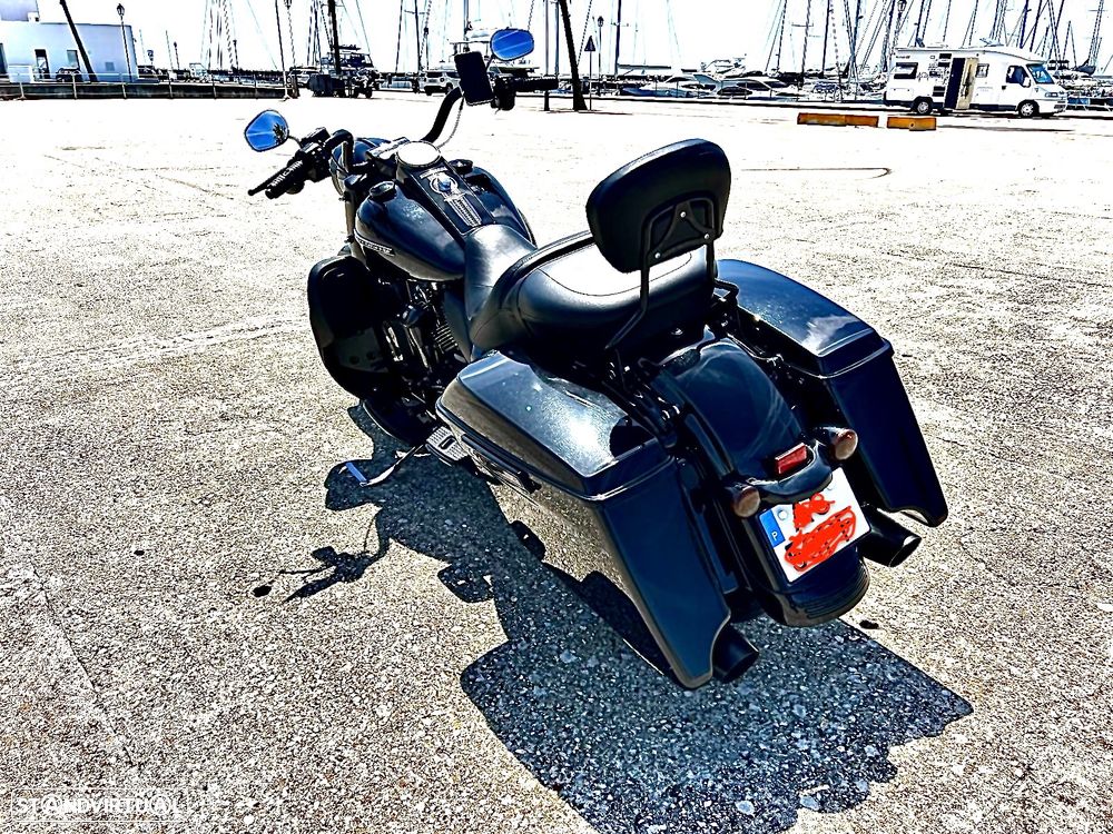 Harley-Davidson FLHR Road King Special - 22
