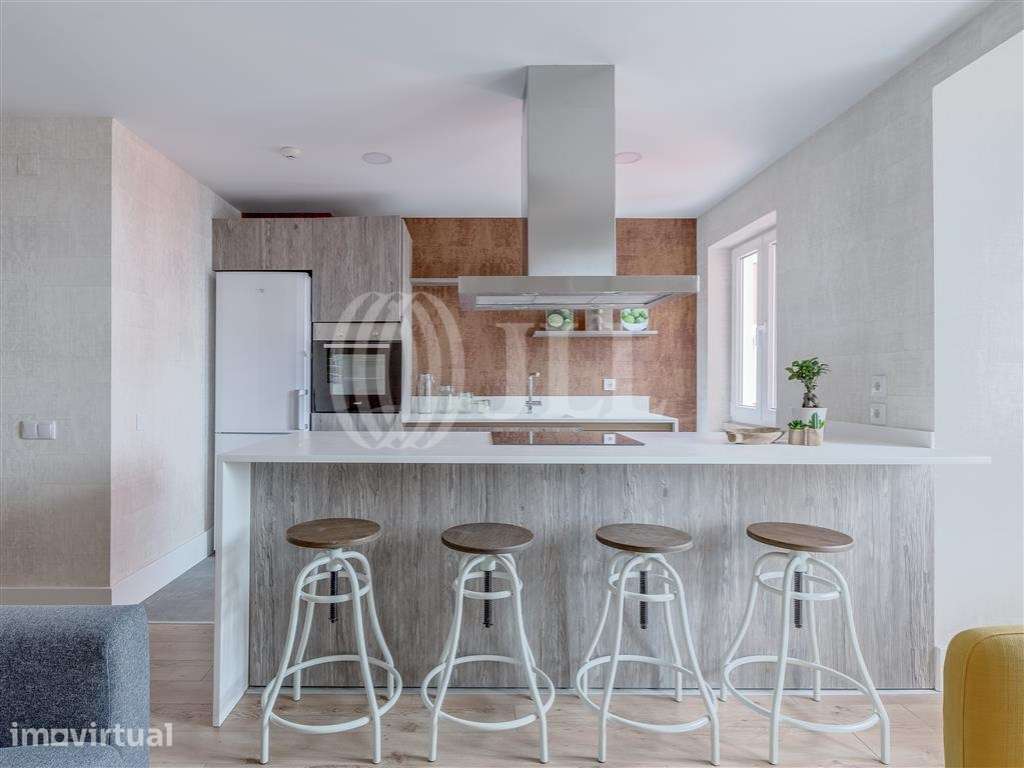 Apartamento T3 com varanda, em Santo António, Lisboa - Grande imagem: 5/11