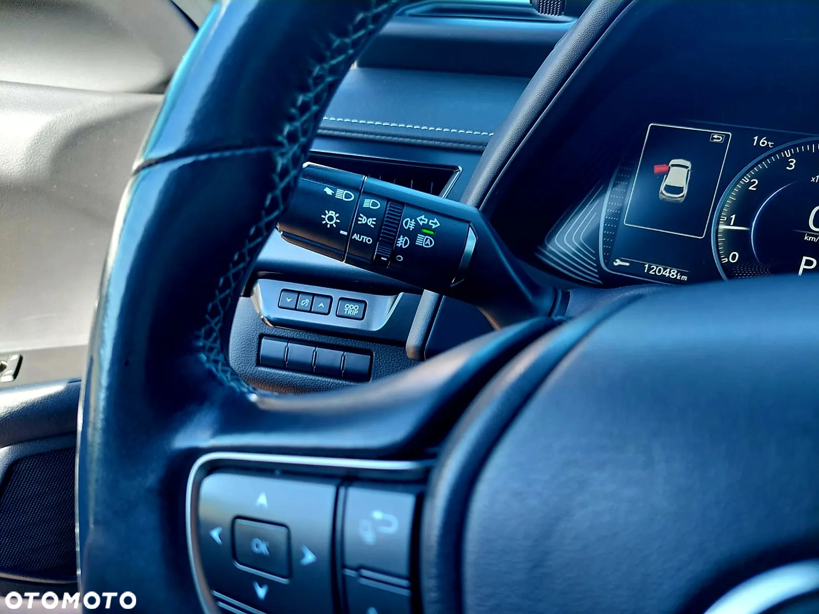 Lexus UX 200 GPF Pure 2WD - 31