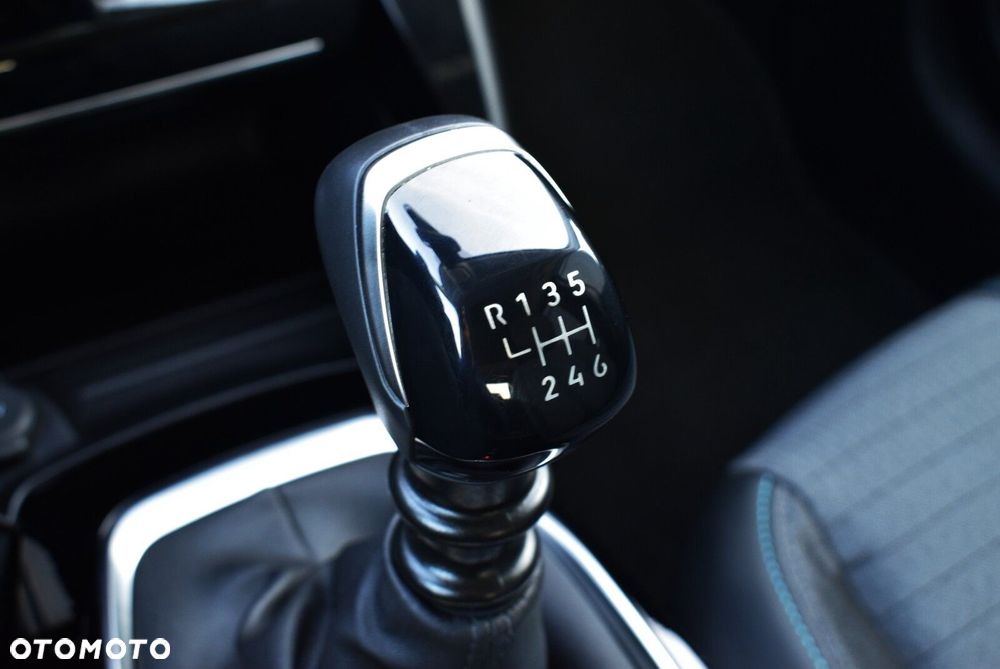 Peugeot 208 1.2 PureTech Allure S&S - 21