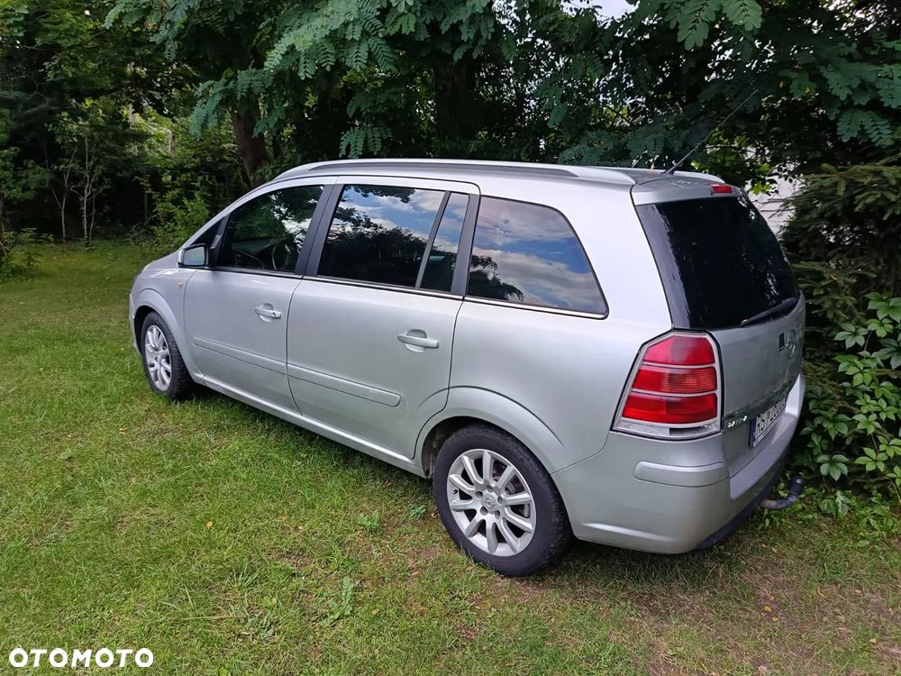 Opel Zafira 1.9 CDTI Cosmo - 7