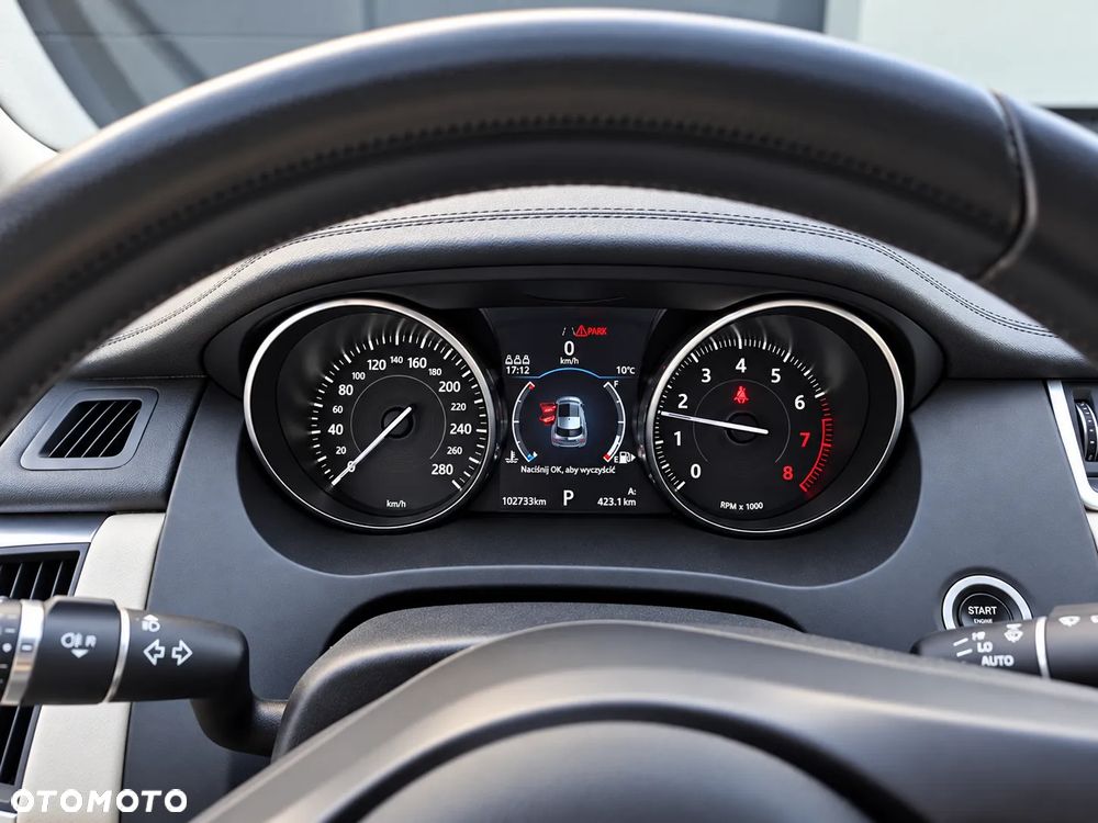 Jaguar E-Pace - 14