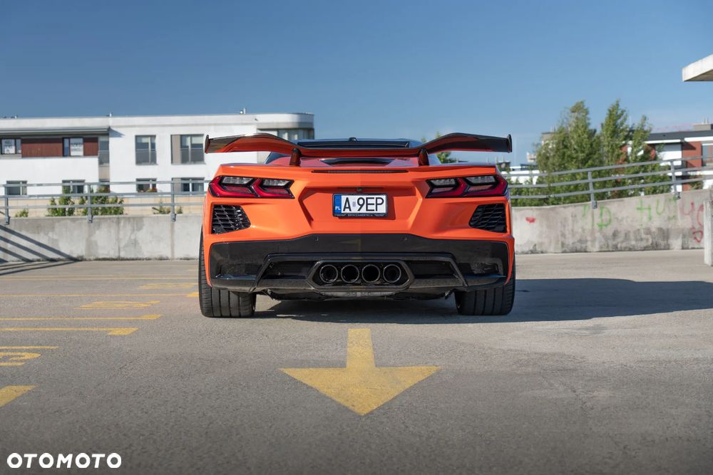 Chevrolet Corvette - 6