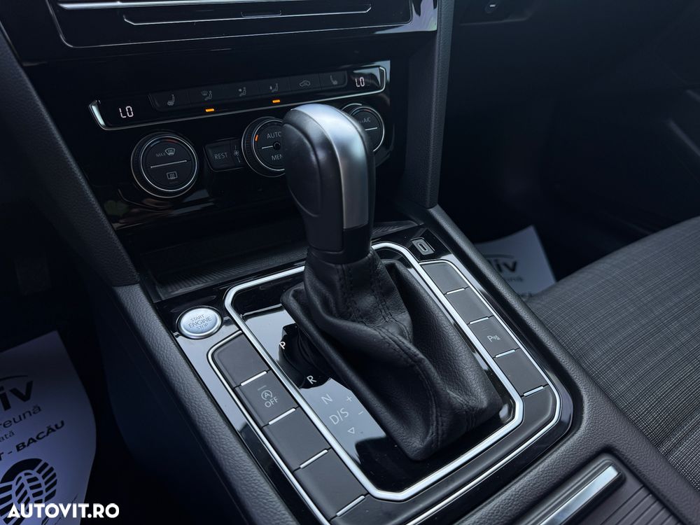 Volkswagen Passat - 18