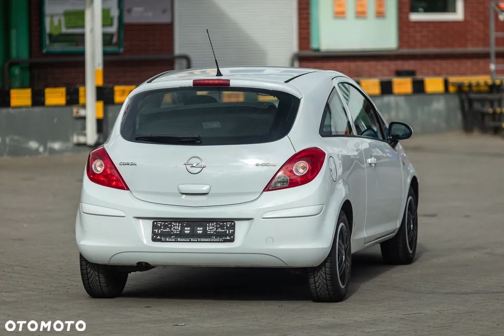 Opel Corsa 1.0 12V - 12