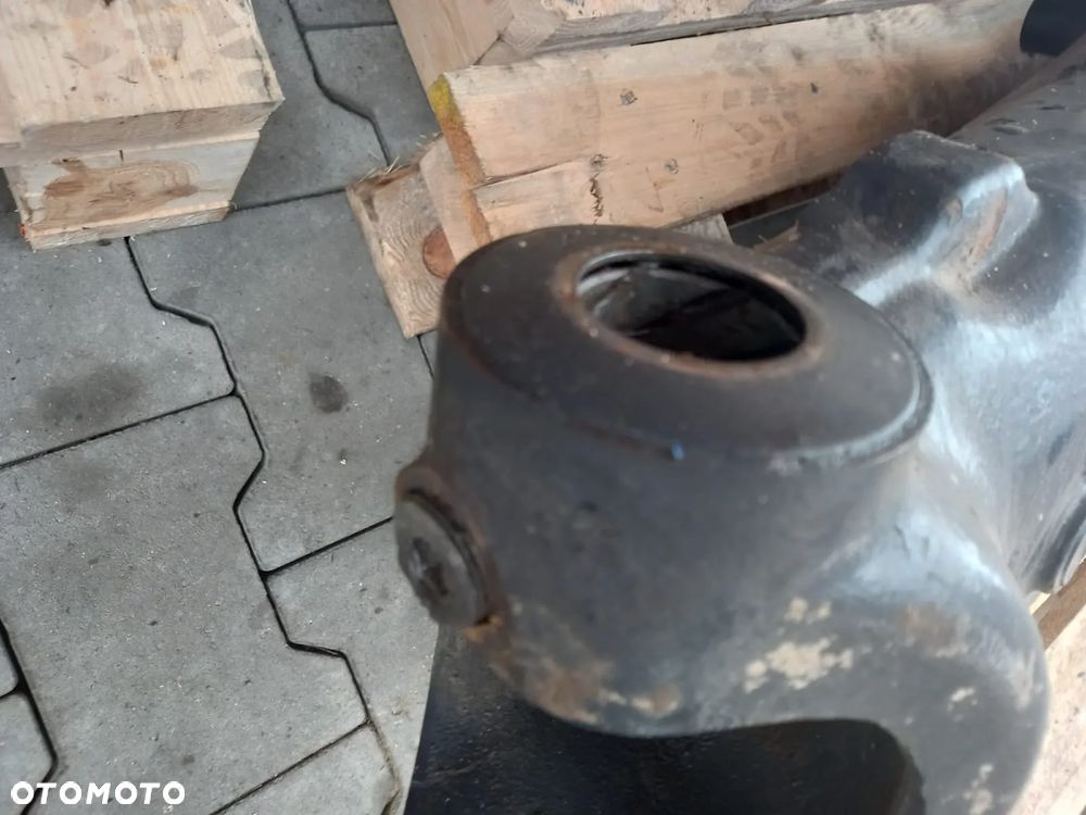 Przedni most 20.26 zwolnica obudowa mechanizm różnicowy piasta siłownik Deutz Fahr Agrotron 150 - 3