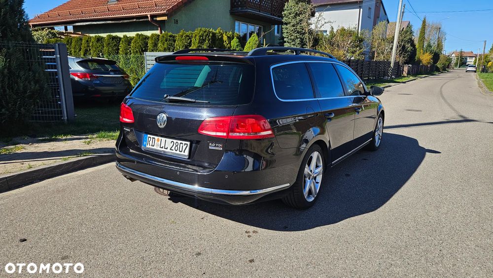 Volkswagen Passat 2.0 TDI DSG BlueMotion Technology Highline - 8