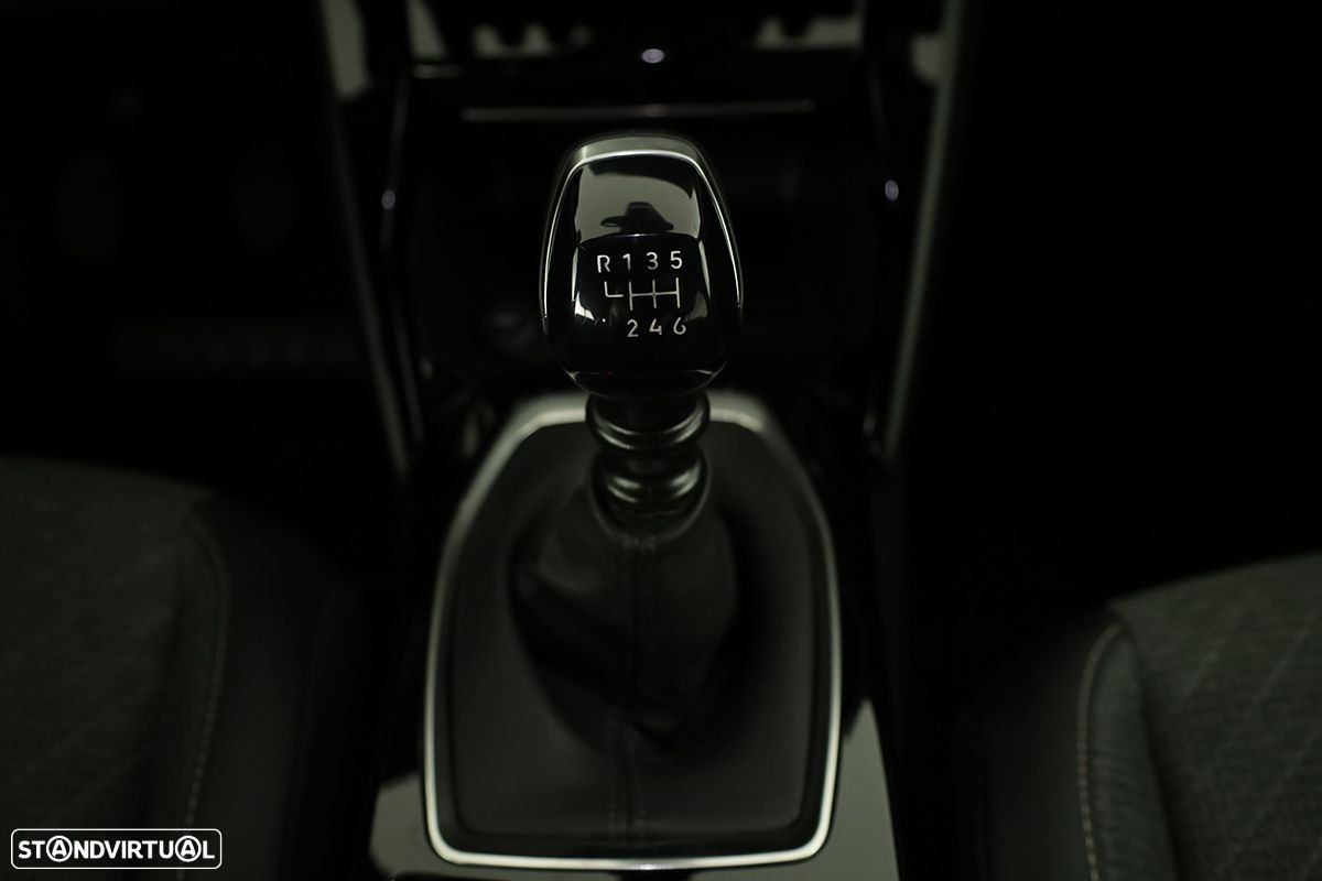 Peugeot 2008 1.2 PureTech Allure - 14