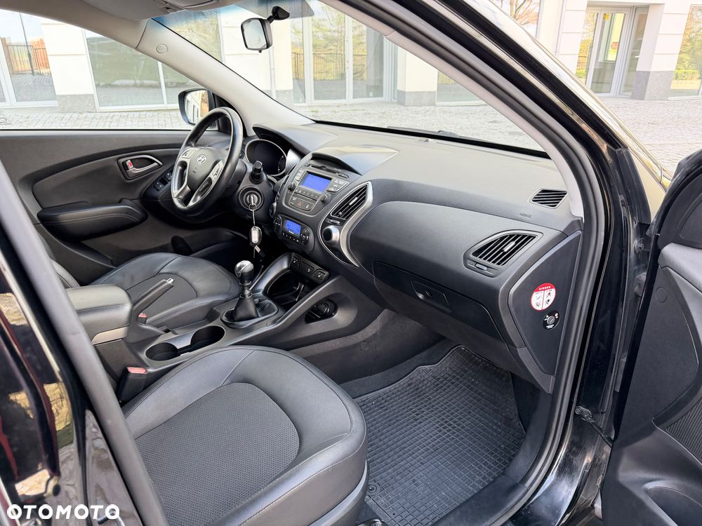 Hyundai ix35 blue 1.6 2WD Finale Silver - 14