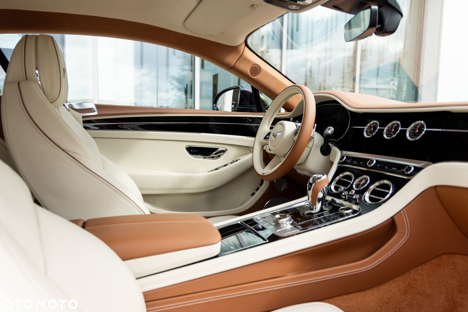 Bentley Continental GT - 10