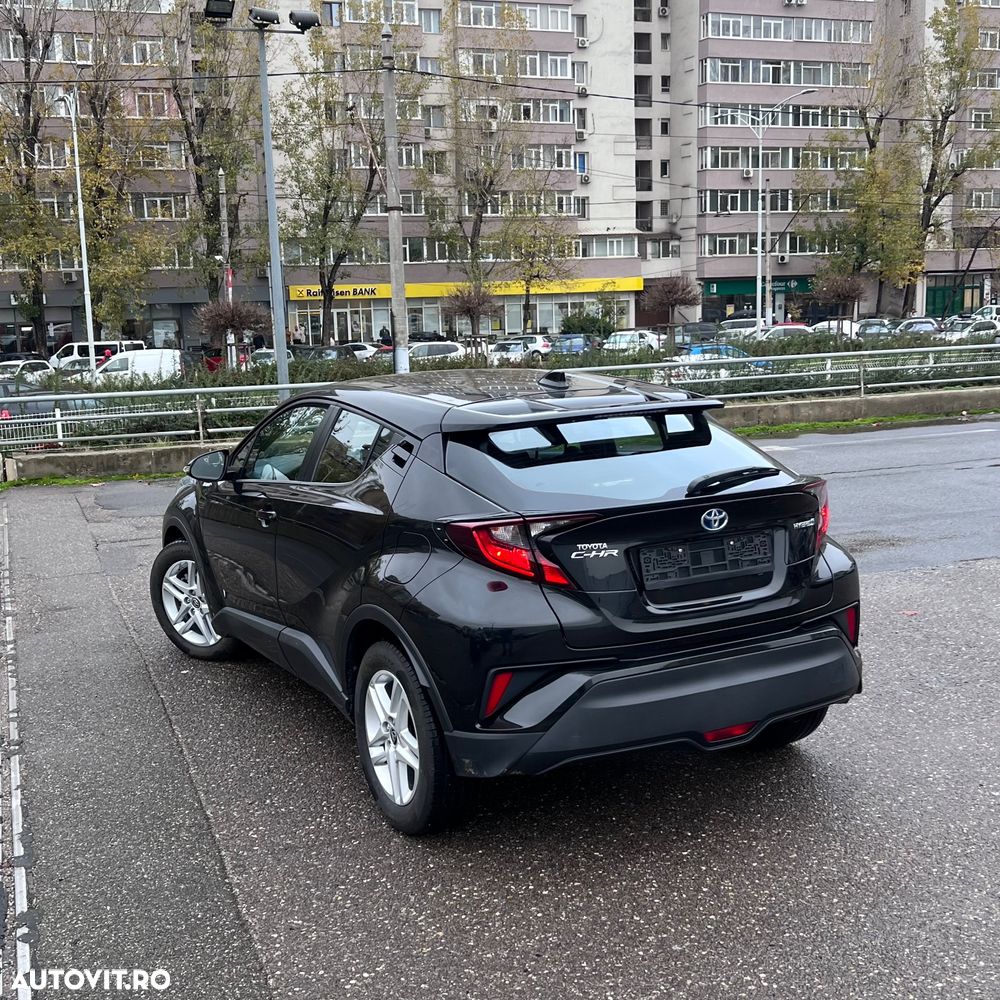 Toyota C-HR Hybrid Business-Edition - 6