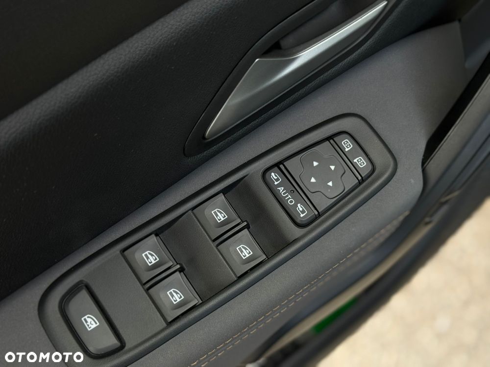 Dacia Duster TCe 150 EDC 2WD Prestige - 28