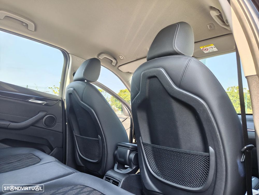 BMW X1 25 e xDrive xLine - 22