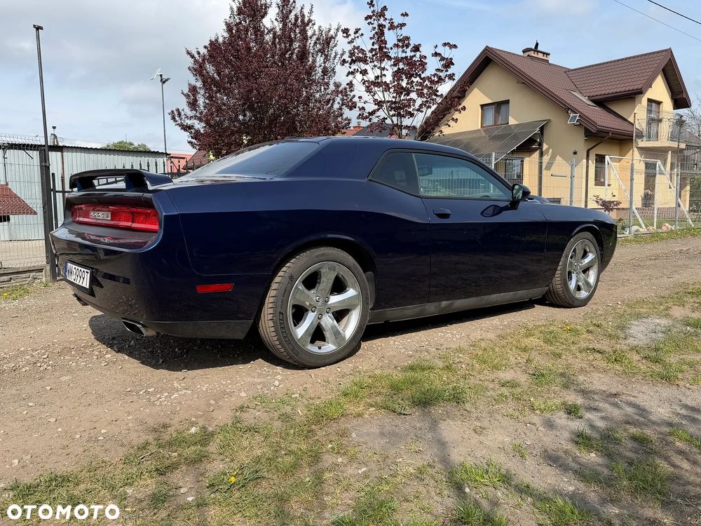 Dodge Challenger 5.7 R/T - 2